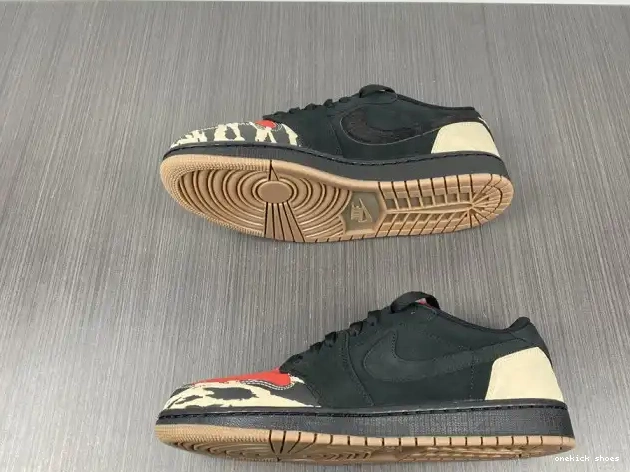 Rep Onekick Air Low 1 SoleFly x Carnivore Jordan DN3400-001 0404